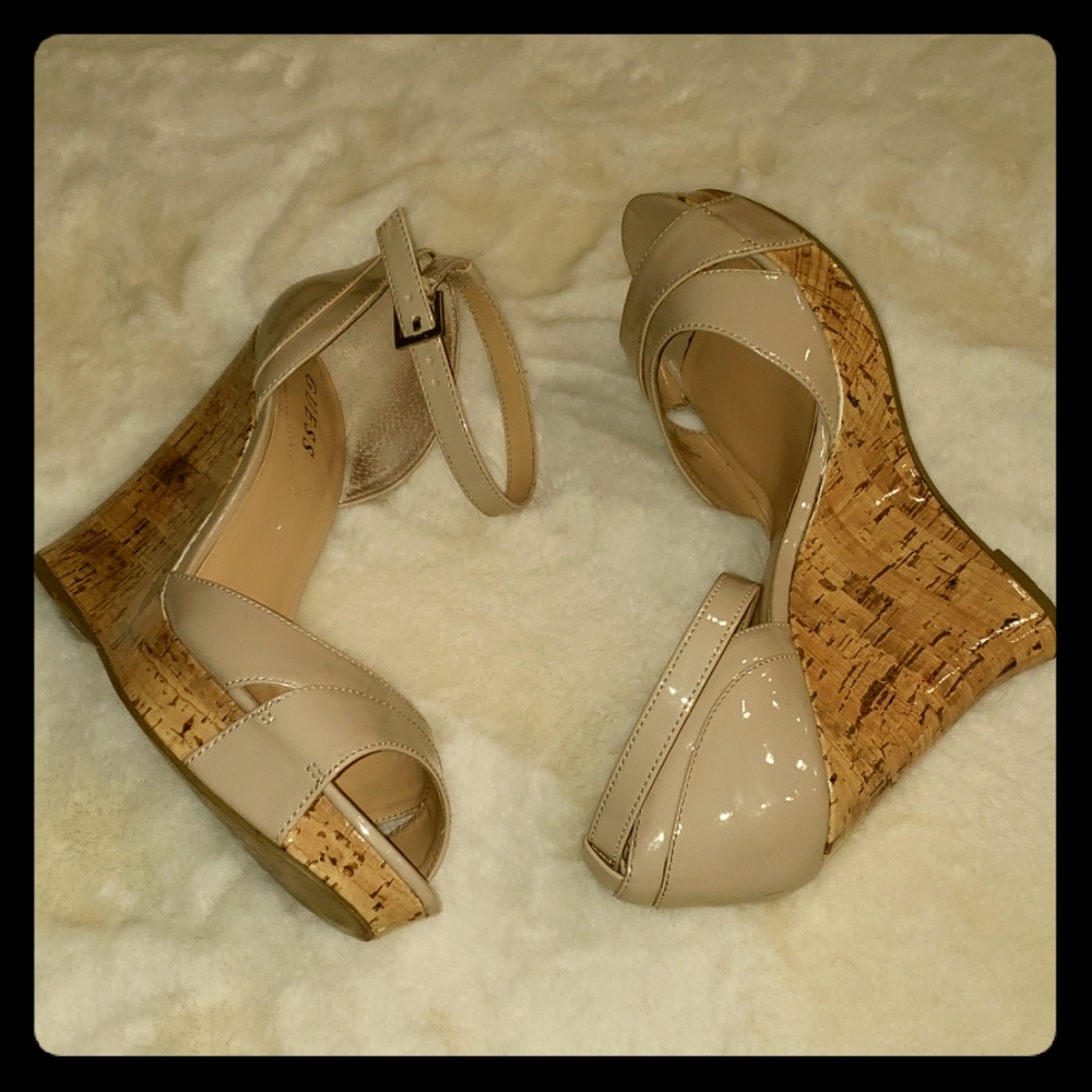 Guess cream colored sandal wedge